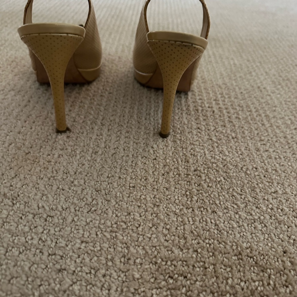 CHANEL Gold Peep-Toe Heels with Bow Accent - Picture 3 of 4